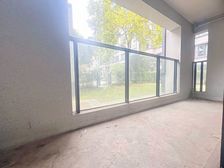 新上 端户洋房送12O平花园 三房 视野极佳 价格也到位