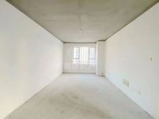 东湖旁 花郡茉莉园 小三居毛坯 中间楼层全天采光 业主急售