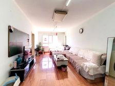 群力家园 中间楼层 两室明厅 价格可谈