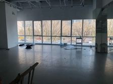 出租朝阳门东四南小街银河SOHO底商,培训健身美容等