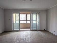 昆仑御南北通透三居 毛坯中层满二住宅95万