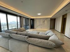 每一扇窗,都是一幅流动的江城画卷 | 宝能公馆一线江景宅邸