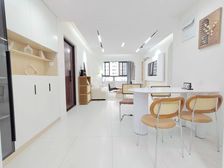 精装修看房随时户型很好你肯定看的中带车位位置嘎嘎好全送