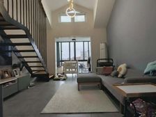 前滩板块+ 客厅挑高+精装修拎包入住+阁楼