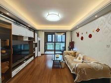 金辉天鹅湾 双卫格局 楼龄新 南北通透 小区绿化高 临地铁