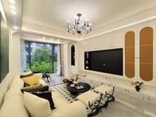 渝北区中央公园龙湖天街旁 近轻轨5号线和10号线 精装三房