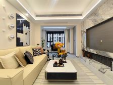 中央公园光环商场旁边加龙湖天街,品牌装修3房2卫,地铁站旁边