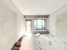 地铁口洋房带花园带地下室产权满二看房方便可贷款