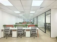 业主直租 金隅嘉华大厦128平米156平米全新装修 家具齐全