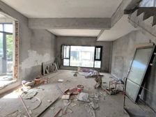 润颐居 3室2厅 业主已扩建使用面积480㎡ 满五