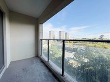 礼嘉 轻轨房 业主急售 价格可议