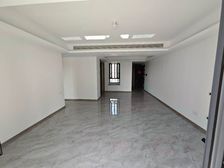 105板块四开间朝南 精装修中央空调 急售随时看房