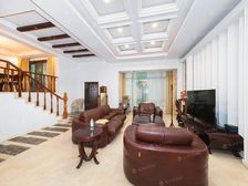 双拼东边套,万科物业,私密性好,无飞机噪音,300平爆大花园