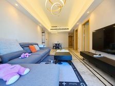 重庆地标丶来福士广场 丶二房 丶带字母车位