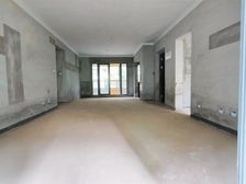 总7层的洋房,大4房,带露台赠送多,业主诚售,有钥匙随时看房