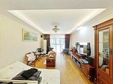 可做三居室 业主本小区置换 诚心出售 住家精装修