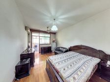 此房2房朝南,双南双阳台,精装修,采光好,位置安静