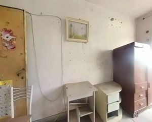 南北两房 边套户型 半小时直达静安寺 采光很好