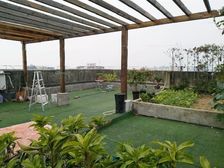 带花园的房子 精装修大三房 楼下地铁 拎包入住