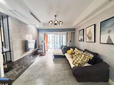 (新上实拍)小区 栋 业主换房急售 装修保持好 住家安静