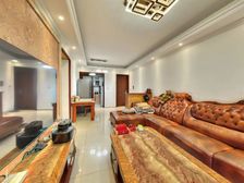 万景峰一期 3室1厅 西南