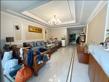 12.22 129万汽博逸翠庄园精装别墅带花园带露台带车位