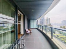 南滨路 正看来福士 喜马拉雅 精装豪宅 夜景漂亮 拎包入住