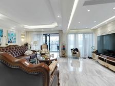 17楼 2梯2户 赠送入户花园 带豪华装修