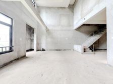 璧山新区府旁边 古道湾公园旁 联排中户 头排望湖