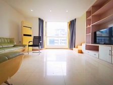 跃层三房 落地窗 近杨家坪 门口车站 边上轻轨 随时看房