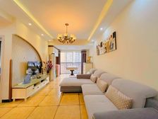 轻轨旁 精装三房 现急售 免个税 ()