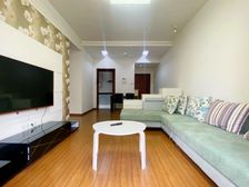 业主换房急售,保持非常好,拎包入住