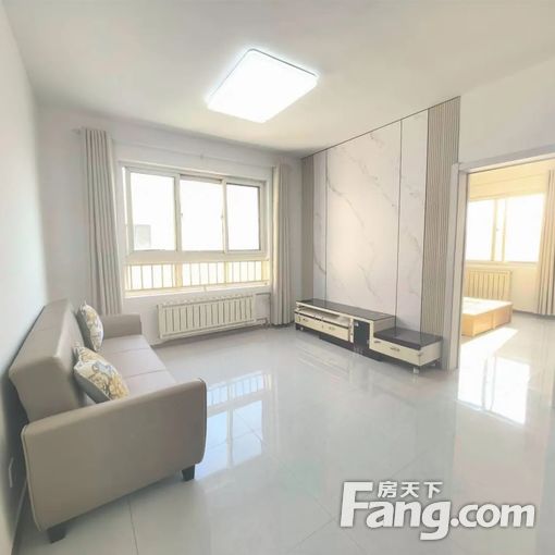 雁翔苑 2室2厅1卫 电梯房 豪华装修 80平紧靠政法学院