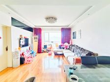 看过来!单价1XXXX历下区CBD北落地窗人车分流!