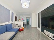 渝能嘉湾壹号君开 超低密度 满二 双卫生间 次新小区