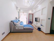 (新上好房来咯)盘龙商圈内 装修两房 视野无遮挡 看房方便