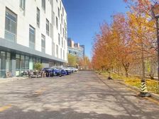 一层460平米 270东南向阳办光公舱 2时冷暖