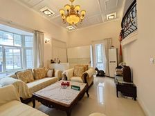 本人洽谈后笋盘 经典花园 南进门带南北花园 业主急售