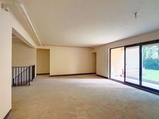 约克郡壹号湖畔 带前后花园 朝向好 出行方便 小区新 跃层