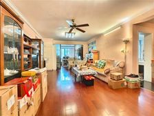 内环边!环球港旁,一梯两户!房东诚意出售,价格看中还可沟通!