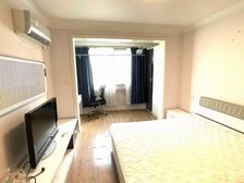 景观苏州河!南北板式两房,中间楼层,房东诚意出售,价格还可谈