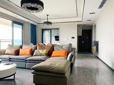 宇临府精装三房 朝南 108困 拎包入住 看中庭