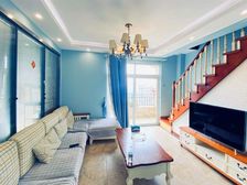 照母山 洋房顶跃 带屋顶花园 精装修五房 诚心出售