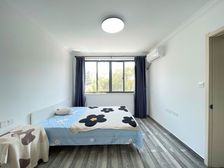 新出好房!中区一房带地暖,送精装修,送一个固定车位!