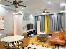 碧桂园珑悦 购物方便 车位充足 满五 正规商品房 小三居