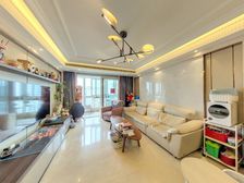 楼下15楼2350刚成交,本案楼层更好,南北通江景房,送车位