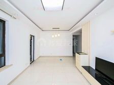 急售!精装横厅,不靠高架,采光视野开阔,能看湖景!随时看房