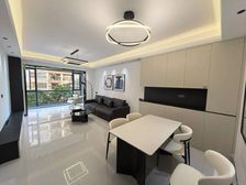 全屋高端定制全新装修没住过,阳台对小区公园