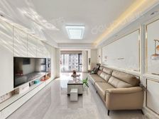 大明湖旁 博翠明湖 精装大三居 全天采光 双阳台 落地窗