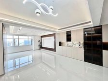 东 栖里凤台山庄不用首付精装全明户型没住过视野好